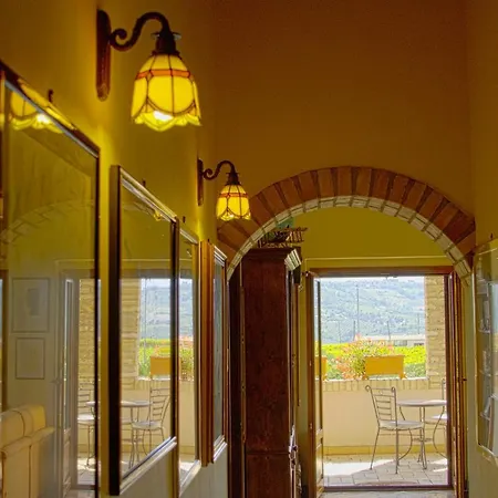 Collina Dei Ciliegi Bed & Breakfast